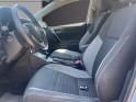 Toyota auris touring sports hybride  136h dynamic  // attelage remorque occasion simplicicar pertuis  simplicicar...