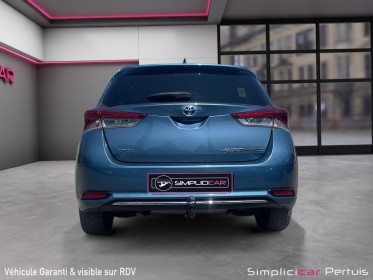 Toyota auris touring sports hybride  136h dynamic  // attelage remorque occasion simplicicar pertuis  simplicicar...