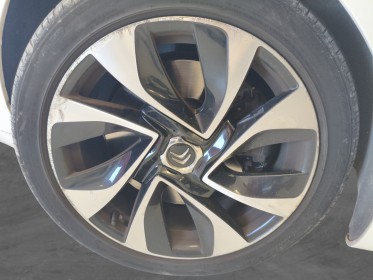 Citroen ds5 e-hdi 115 so chic 136 cv etg6 garantie 1 an occasion simplicicar amiens  simplicicar simplicibike france