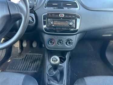 Fiat punto 1.3 multijet 16v 75 easy occasion simplicicar arras  simplicicar simplicibike france