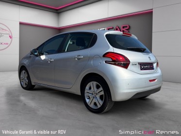 Peugeot 208 signature 82ch bvm5 - radar de recul - carplay - entretien complet peugeot occasion simplicicar rennes...