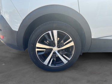 Peugeot 5008 130ch eat8 allure garantie 12 mois occasion montpellier (34) simplicicar simplicibike france
