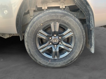 Toyota hilux 2.8 16v awd 204 cv garantie constructeur/première main/caméra/attelage/suivit toyota occasion simplicicar...