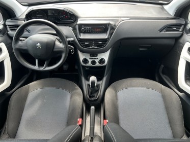 Peugeot 208 68ch bvm5 like - courroie changée - garantie 12 mois occasion simplicicar caen  simplicicar simplicibike france