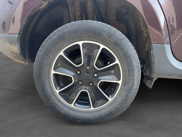 Dacia duster dci 110 4x2 black touch - garantie 12 mois occasion simplicicar vienne simplicicar simplicibike france