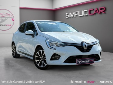 Renault clio v tce 100 zen carplay régulateur garantie 12 mois occasion simplicicar poitiers simplicicar simplicibike france