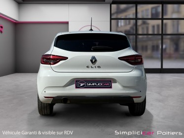 Renault clio v tce 100 zen carplay régulateur garantie 12 mois occasion simplicicar poitiers simplicicar simplicibike france