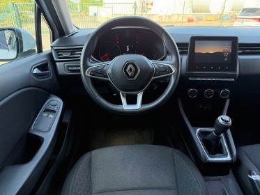 Renault clio v tce 100 zen carplay régulateur garantie 12 mois occasion simplicicar poitiers simplicicar simplicibike france