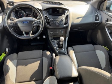 Ford focus 2.0 ecoboost 250 ss st recaro climatisation gps garantie 12 mois occasion troyes simplicicar simplicibike france