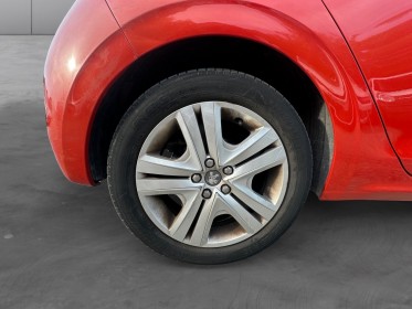 Peugeot 208 1.6 bluehdi 100ch ss bvm5 allure occasion avignon (84) simplicicar simplicibike france