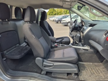 Nissan np300 navara 2.3 dci 160 ch king-cab n-connecta 4wd occasion simplicicar arras  simplicicar simplicibike france