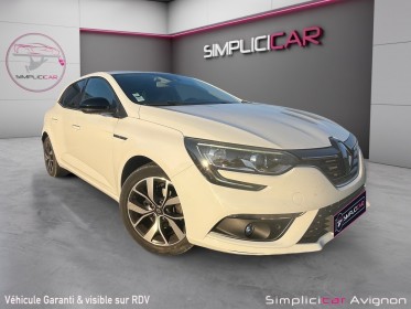 Renault megane iv berline mégane iv berline tce 140 edc fap limited occasion avignon (84) simplicicar simplicibike france