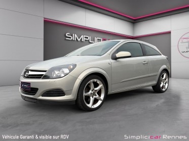 Opel astra gtc 2.0 turbo 170ch sport - clim auto - régulateur - feu et essuis glace automatique occasion simplicicar rennes...