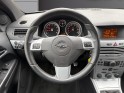 Opel astra gtc 2.0 turbo 170ch sport - clim auto - régulateur - feu et essuis glace automatique occasion simplicicar rennes...