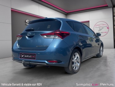 Toyota auris business hybride 136h dynamic business occasion simplicicar pertuis  simplicicar simplicibike france