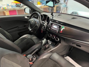 Alfa romeo giulietta serie 2 1750 tbi 240 ch tct veloce occasion simplicicar reims simplicicar simplicibike france