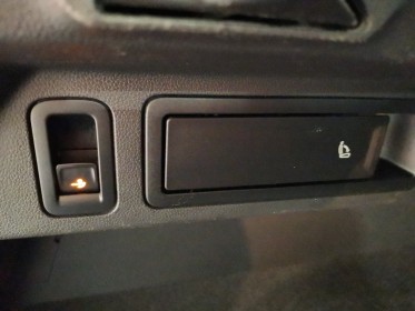 Volkswagen tiguan 150ch dsg7 finition carat toit ouvrant attelage électrique suivi 100% vw garantie 12 mois occasion...