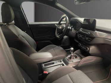 Ford focus 1.0 ecoboost 125 ss st line - garantie 12 mois occasion simplicicar lyon ouest simplicicar simplicibike france