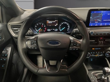 Ford focus 1.0 ecoboost 125 ss st line - garantie 12 mois occasion simplicicar lyon ouest simplicicar simplicibike france