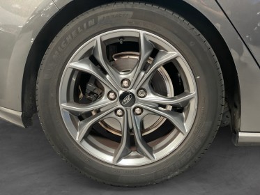 Ford focus 1.0 ecoboost 125 ss st line - garantie 12 mois occasion simplicicar lyon ouest simplicicar simplicibike france