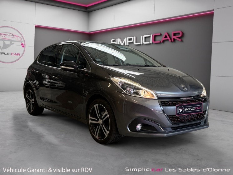 Peugeot 208 1.6 bluehdi 120ch ss bvm6 gt line occasion simplicicar les sables-d'olonne simplicicar simplicibike france