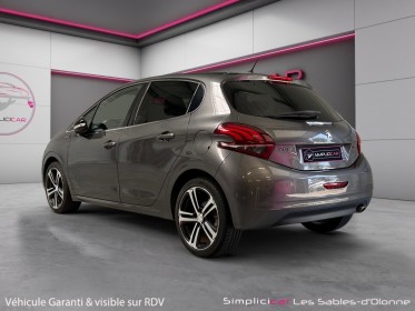 Peugeot 208 1.6 bluehdi 120ch ss bvm6 gt line occasion simplicicar les sables-d'olonne simplicicar simplicibike france