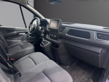 Renault trafic cabine approfondie 2023 l1h1 3000 kg blue dci 150 edc grand confort, garantie 12 mois, suivi renault,...