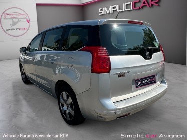 Peugeot 5008 1.6 hdi 112ch fap bmp6 blue lion premium 7pl occasion avignon (84) simplicicar simplicibike france