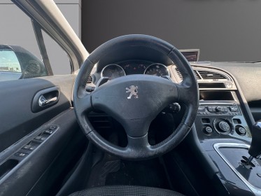 Peugeot 5008 1.6 hdi 112ch fap bmp6 blue lion premium 7pl occasion avignon (84) simplicicar simplicibike france