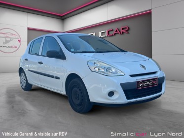 Renault clio iii 1.2 16v 75 eco2 authentique euro 5 occasion simplicicar lyon nord  simplicicar simplicibike france