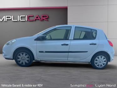 Renault clio iii 1.2 16v 75 eco2 authentique euro 5 occasion simplicicar lyon nord  simplicicar simplicibike france