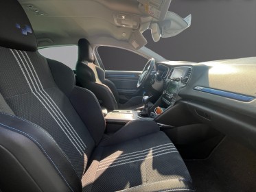 Renault megane iv berline blue dci 115 intens gt-line occasion simplicicar limoges  simplicicar simplicibike france