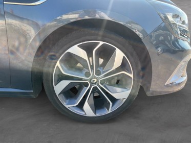Renault megane iv berline blue dci 115 intens gt-line occasion simplicicar limoges  simplicicar simplicibike france