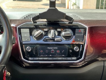 Volkswagen up up 1.0 115 bluemotion technology bvm6 gti / toit ouvrant occasion cannes (06) simplicicar simplicibike france