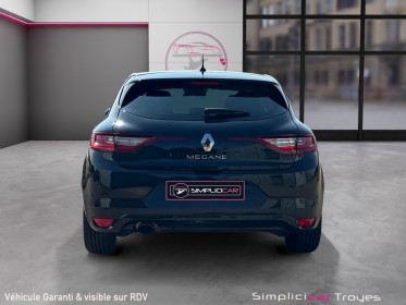 Renault megane iv berline tce 130 edc intens bose sièges chauffant/massant caméra garantie 12 mois occasion troyes...