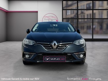 Renault megane iv berline tce 130 edc intens bose sièges chauffant/massant caméra garantie 12 mois occasion troyes...