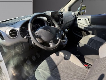 Peugeot partner tepee 1.6 bluehdi 100ch bvm5 /rardar ar/gps/régulateur/entretien complet à jour/garantie occasion...