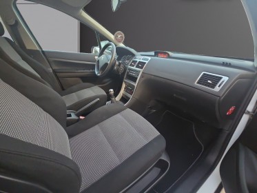 Peugeot 307 90 x line clim 1.6 hdi - kit distri ok occasion avignon (84) simplicicar simplicibike france