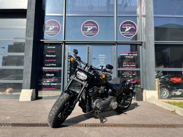 Harley davidson  softail fat bob 107 softail  garantie 12 mois occasion simplicibike vernon simplicicar simplicibike france