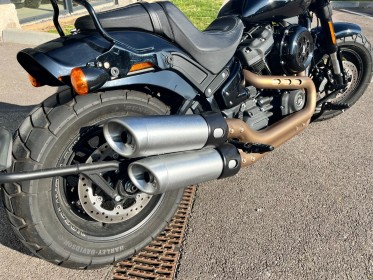 Harley davidson  softail fat bob 107 softail  garantie 12 mois occasion simplicibike vernon simplicicar simplicibike france