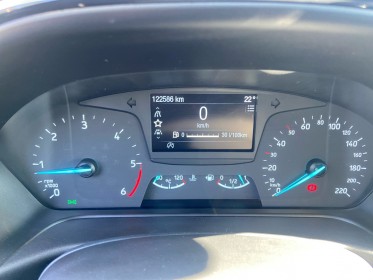 Ford fiesta 1.5 tdci 85 ch ss bvm6 trend 5 places - carplay - 1er main - suivi complet à jour occasion simplicicar compiegne...