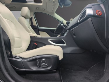 Jaguar f-pace 2.0 d - 180 ch awd bva8 prestige - suivi jaguar - garantie 12 mois occasion simplicicar caen  simplicicar...