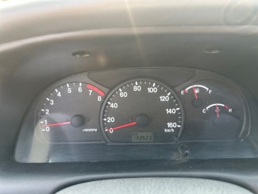Suzuki grand vitara 1.6i 16v  jlx occasion avignon (84) simplicicar simplicibike france