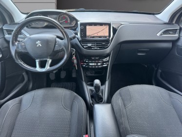 Peugeot 208 1.2 puretech 110ch ss bvm5 allure garantie 12 mois occasion simplicicar toulon est simplicicar simplicibike france