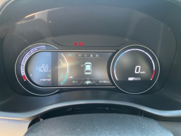 Kia e-niro electrique 204 ch e-design full option cuir carplay toit ouvrant occasion simplicicar lyon nord  simplicicar...