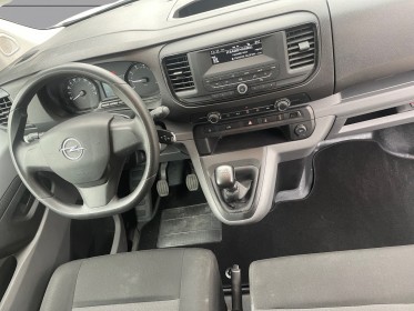 Opel vivaro fourgon gn l2 2.0 diesel 145 / clim /radar ar / regulateur / tres bon etat / garantie occasion simplicicar salon...