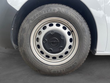 Opel vivaro fourgon gn l2 2.0 diesel 145 / clim /radar ar / regulateur / tres bon etat / garantie occasion simplicicar salon...