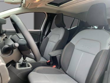 Dacia sandero tce 110 stepway extreme / toit ouvrant / attelage / caméra de recul / garantie 12 mois occasion simplicicar...