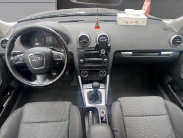 Audi a3 sportback business 1.6 tdi 105 dpf business line, radar de recul, garantie 12 mois. occasion simplicicar villejuif ...