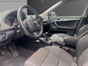 Audi a3 sportback business 1.6 tdi 105 dpf business line, radar de recul, garantie 12 mois. occasion simplicicar villejuif ...